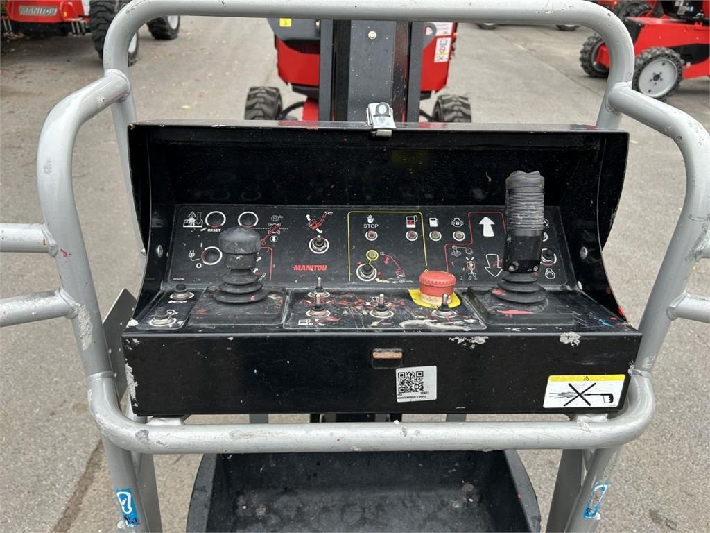 Liigendpoom Manitou Man'go 12 (10401): pilt 9 Liigendpoom Manitou Man'go 12 (10401): pilt 9