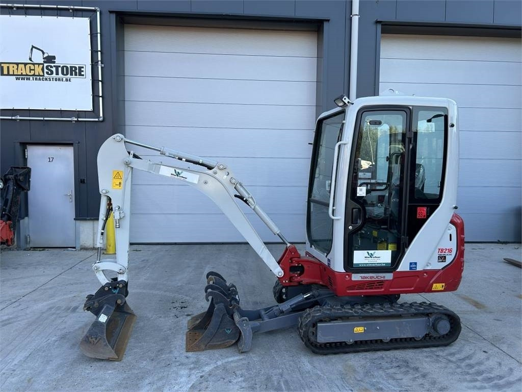 Takeuchi TB216 (11387) - Miniekskavaator: pilt 1 Takeuchi TB216 (11387) - Miniekskavaator: pilt 1