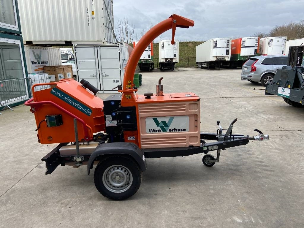 Timberwolf TW230/DHB - Puiduhakkurid: pilt 5 Timberwolf TW230/DHB - Puiduhakkurid: pilt 5