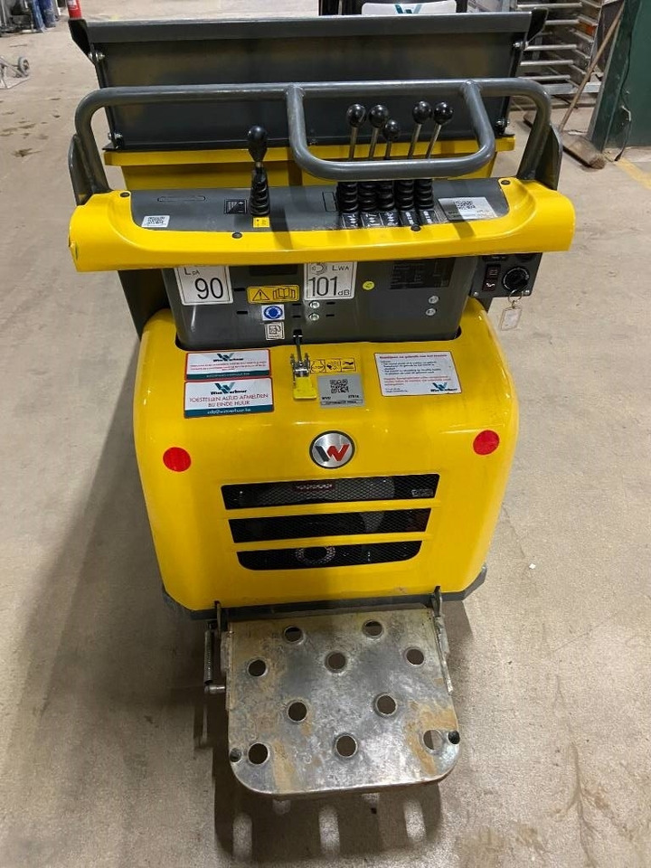 Wacker Neuson DT 08 - Mini kallur: pilt 4 Wacker Neuson DT 08 - Mini kallur: pilt 4