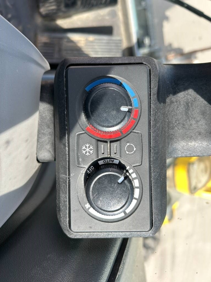 Ratastel ekskavaator Wacker Neuson EW 100: pilt 23