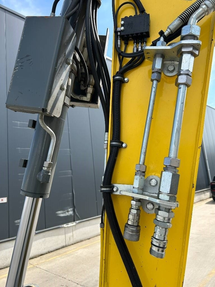 Ratastel ekskavaator Wacker Neuson EW 100: pilt 13