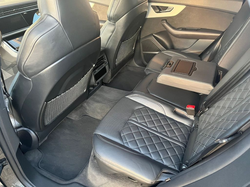 Audi Q8 50 TDI quattro tiptronic 22 Zoll*3xSline*Pano - Maastur: pilt 4 Audi Q8 50 TDI quattro tiptronic 22 Zoll*3xSline*Pano - Maastur: pilt 4