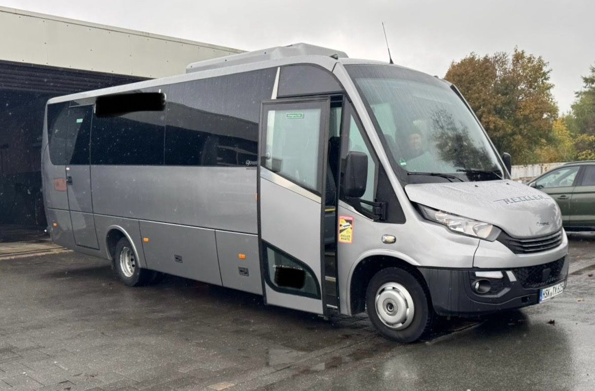 Iveco Atomic AN21 (wenig Km*7.2t) Rosero/ Rapido - Väikebuss, Mikrobuss: pilt 2 Iveco Atomic AN21 (wenig Km*7.2t) Rosero/ Rapido - Väikebuss, Mikrobuss: pilt 2