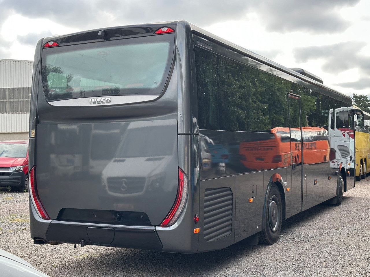 Iveco EVADYS H (55 Sitze*Schalt*176 tKm) - Väikebuss, Mikrobuss: pilt 3 Iveco EVADYS H (55 Sitze*Schalt*176 tKm) - Väikebuss, Mikrobuss: pilt 3