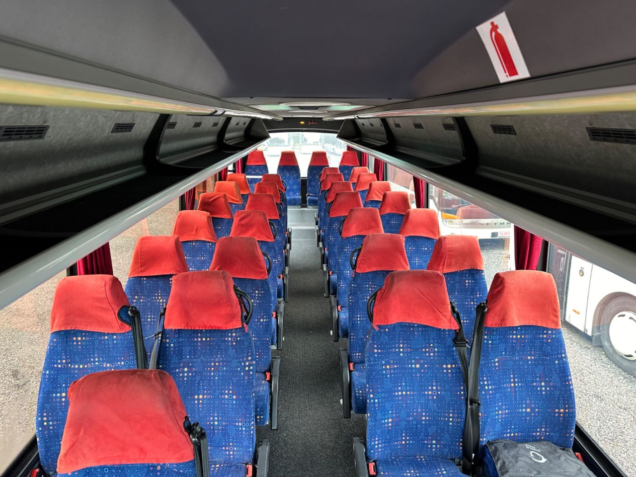 Iveco Kapena Tema 100 (32*Sitze*DE*TOP*Schalt) O510 Iveco Kapena Tema 100 , O 510, 818, Rapido - Väikebuss, Mikrobuss: pilt 5 Iveco Kapena Tema 100 (32*Sitze*DE*TOP*Schalt) O510 Iveco Kapena Tema 100 , O 510, 818, Rapido - Väikebuss, Mikrobuss: pilt 5