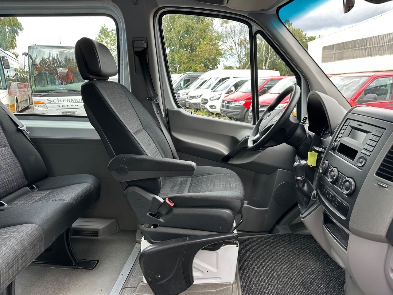 Mercedes-Benz Sprinter 313 CDi (DE*Klima*3,2t) - Väikebuss, Mikrobuss: pilt 4 Mercedes-Benz Sprinter 313 CDi (DE*Klima*3,2t) - Väikebuss, Mikrobuss: pilt 4