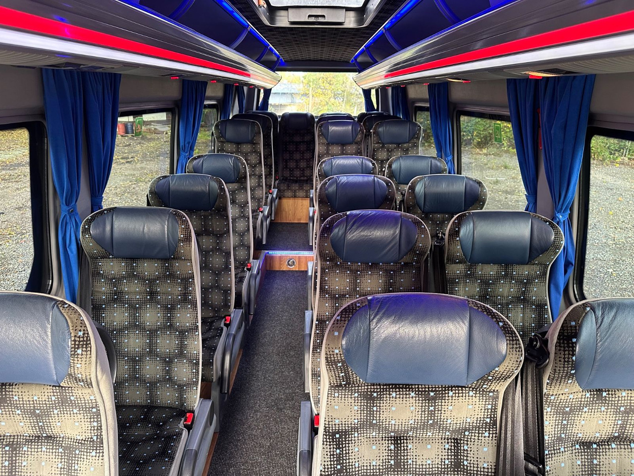 Mercedes-Benz Sprinter 516 CDi (DE*Klima*23 Reisesitze) - Väikebuss, Mikrobuss: pilt 5 Mercedes-Benz Sprinter 516 CDi (DE*Klima*23 Reisesitze) - Väikebuss, Mikrobuss: pilt 5