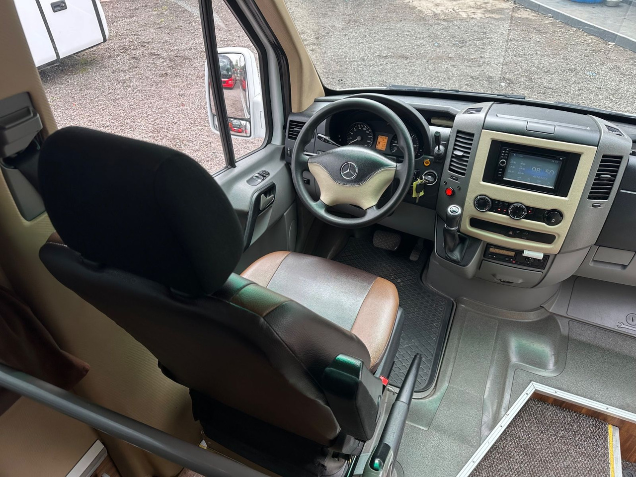 Mercedes-Benz Sprinter 519 CDi (Retarder*Klimaanlage*Reise) - Väikebuss, Mikrobuss: pilt 5 Mercedes-Benz Sprinter 519 CDi (Retarder*Klimaanlage*Reise) - Väikebuss, Mikrobuss: pilt 5