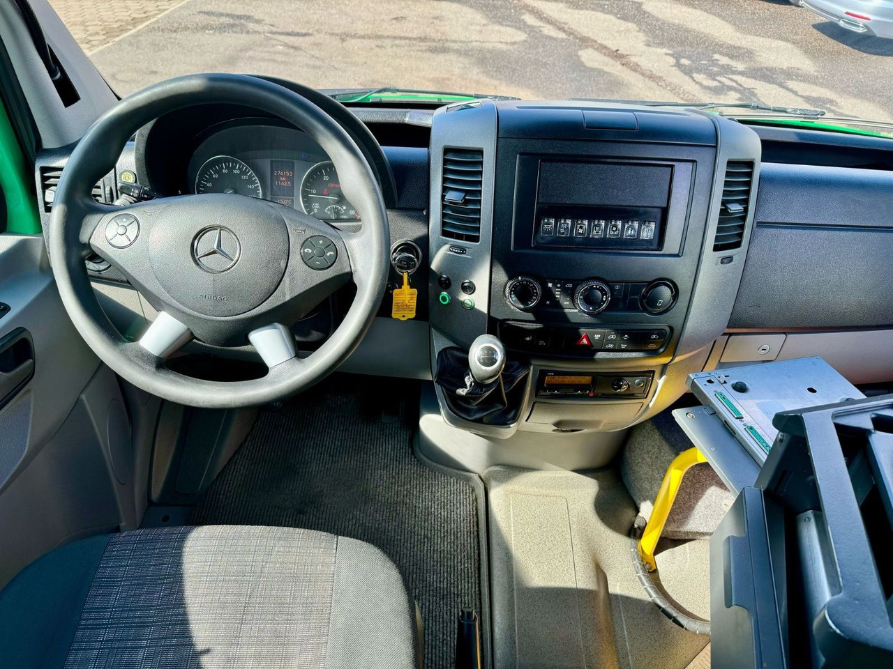 Mercedes-Benz Sprinter City 516 CDi NF (Euro 6*Motor Neu) - Linnaliini buss: pilt 4 Mercedes-Benz Sprinter City 516 CDi NF (Euro 6*Motor Neu) - Linnaliini buss: pilt 4