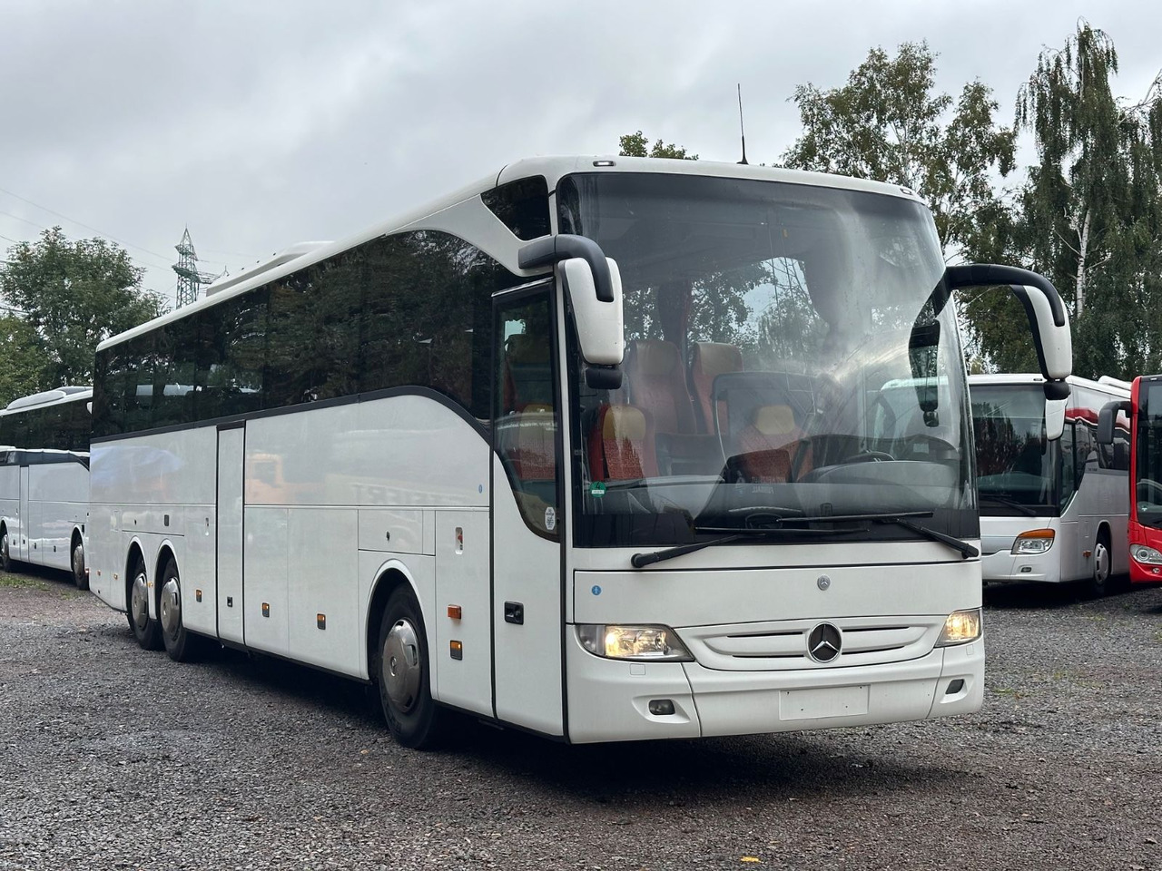Mercedes-Benz Tourismo O350 16 RHD-M (56 Sitze*DE*TOP) - Kaugsõidu buss: pilt 1 Mercedes-Benz Tourismo O350 16 RHD-M (56 Sitze*DE*TOP) - Kaugsõidu buss: pilt 1