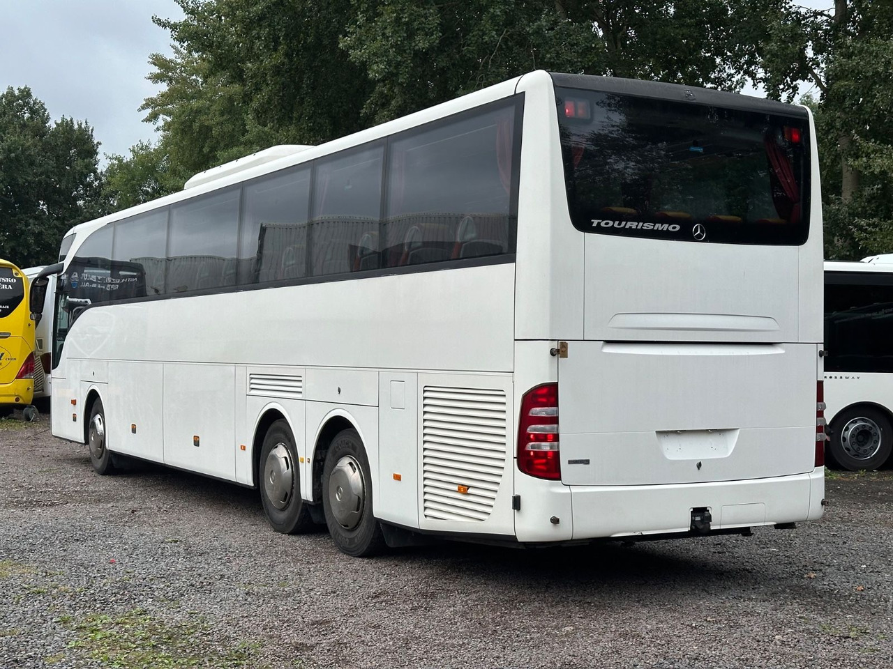 Mercedes-Benz Tourismo O350 16 RHD-M (56 Sitze*DE*TOP) - Kaugsõidu buss: pilt 2 Mercedes-Benz Tourismo O350 16 RHD-M (56 Sitze*DE*TOP) - Kaugsõidu buss: pilt 2