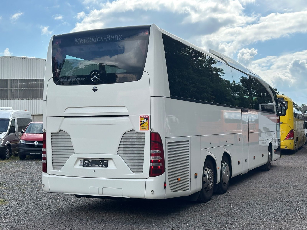Mercedes-Benz Travego O580 16 RHD-M (LuxLine*Euro 6*TOP*DE) - Kaugsõidu buss: pilt 3 Mercedes-Benz Travego O580 16 RHD-M (LuxLine*Euro 6*TOP*DE) - Kaugsõidu buss: pilt 3