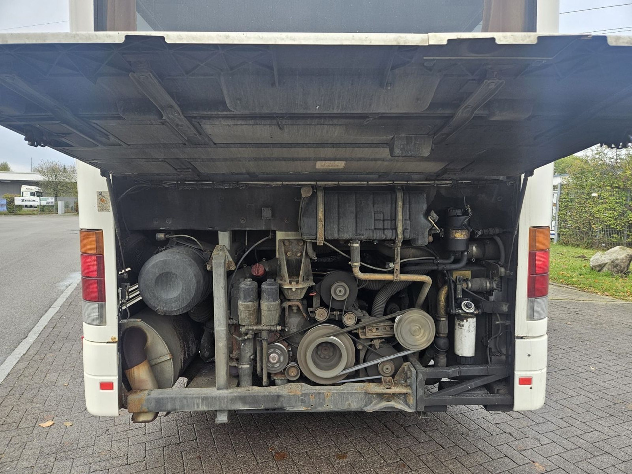 Setra S 317 UL (66 Sitze*Schalt*TOP) - Maakonnaliini buss: pilt 3 Setra S 317 UL (66 Sitze*Schalt*TOP) - Maakonnaliini buss: pilt 3