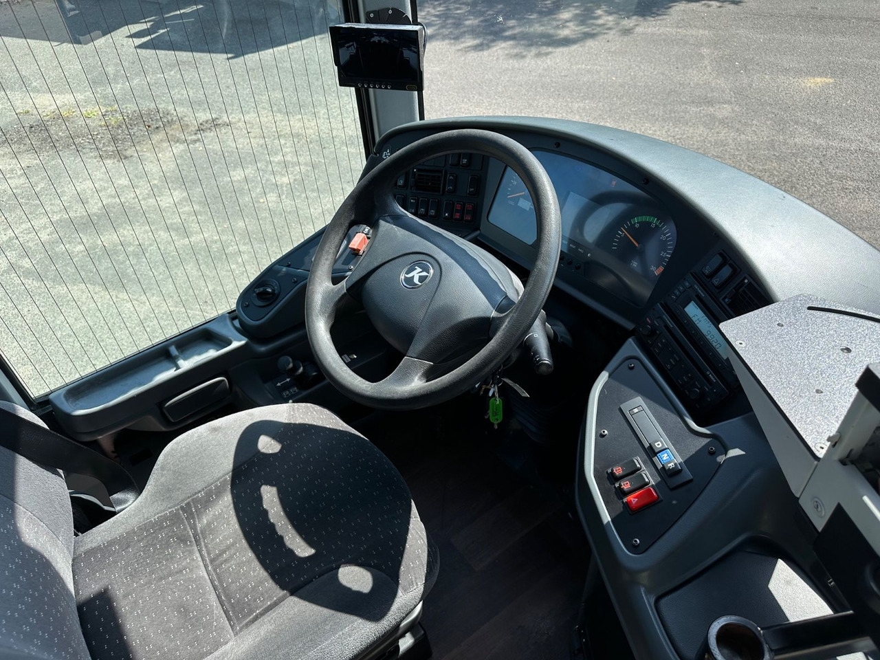 Setra S 415 LE Business (Klima*Euro 6*275 tKm) - Linnaliini buss: pilt 4 Setra S 415 LE Business (Klima*Euro 6*275 tKm) - Linnaliini buss: pilt 4
