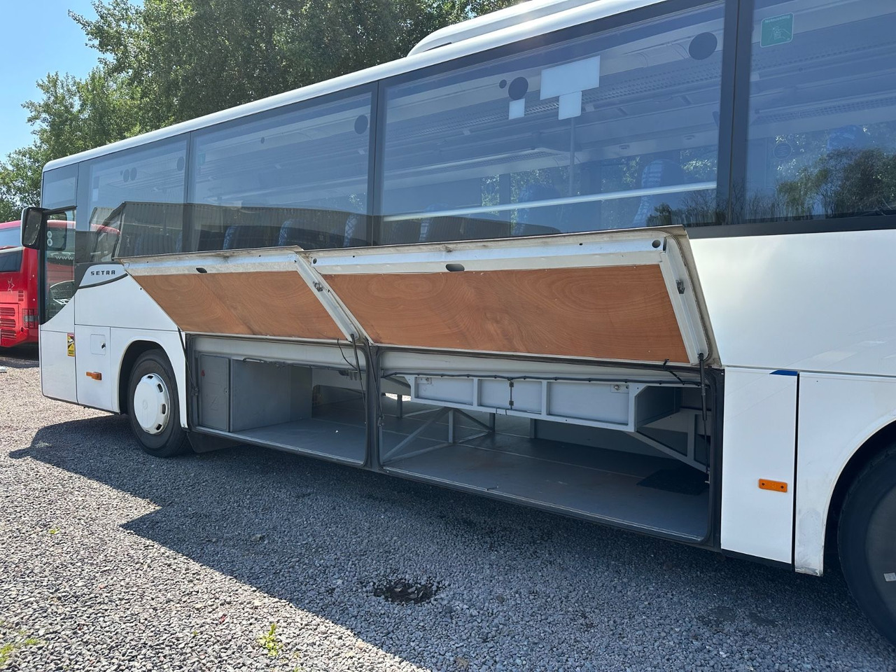Setra S 415 UL (EEV*55 Sitze*TOP) - Maakonnaliini buss: pilt 4 Setra S 415 UL (EEV*55 Sitze*TOP) - Maakonnaliini buss: pilt 4