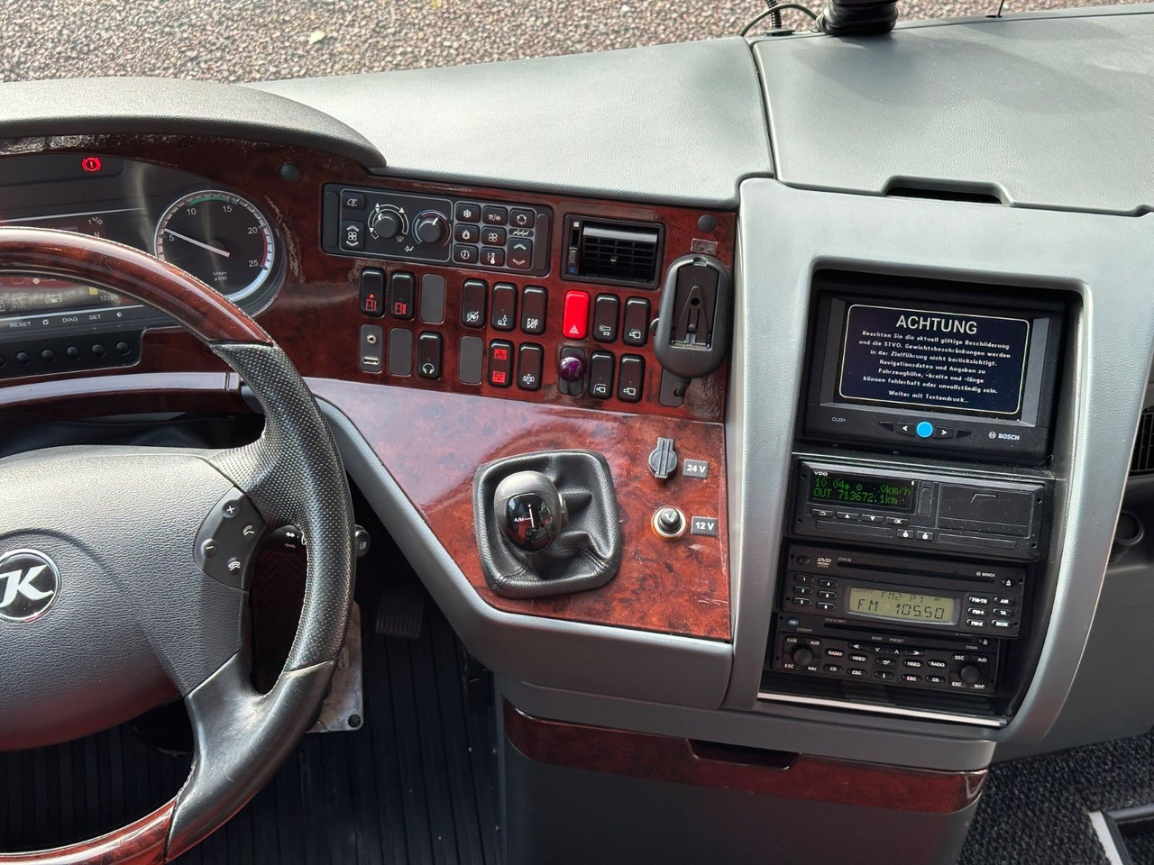 Kaugsõidu buss Setra S 416 HDH (V.I.P 2+1 Sitze*Panorama*TOP): pilt 17 Kaugsõidu buss Setra S 416 HDH (V.I.P 2+1 Sitze*Panorama*TOP): pilt 17