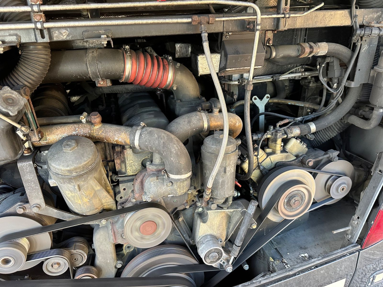 Kaugsõidu buss Setra S 416 HDH (V.I.P 2+1 Sitze*Panorama*TOP): pilt 13 Kaugsõidu buss Setra S 416 HDH (V.I.P 2+1 Sitze*Panorama*TOP): pilt 13