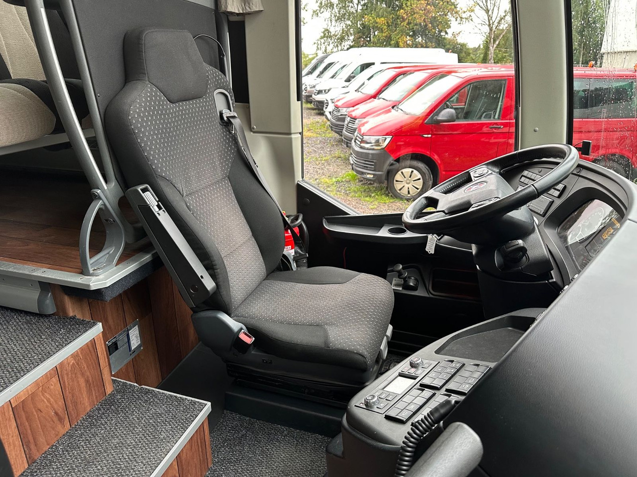 Setra S 516 HD (56 Sitze*DE-Bus*TOP) - Kaugsõidu buss: pilt 5 Setra S 516 HD (56 Sitze*DE-Bus*TOP) - Kaugsõidu buss: pilt 5