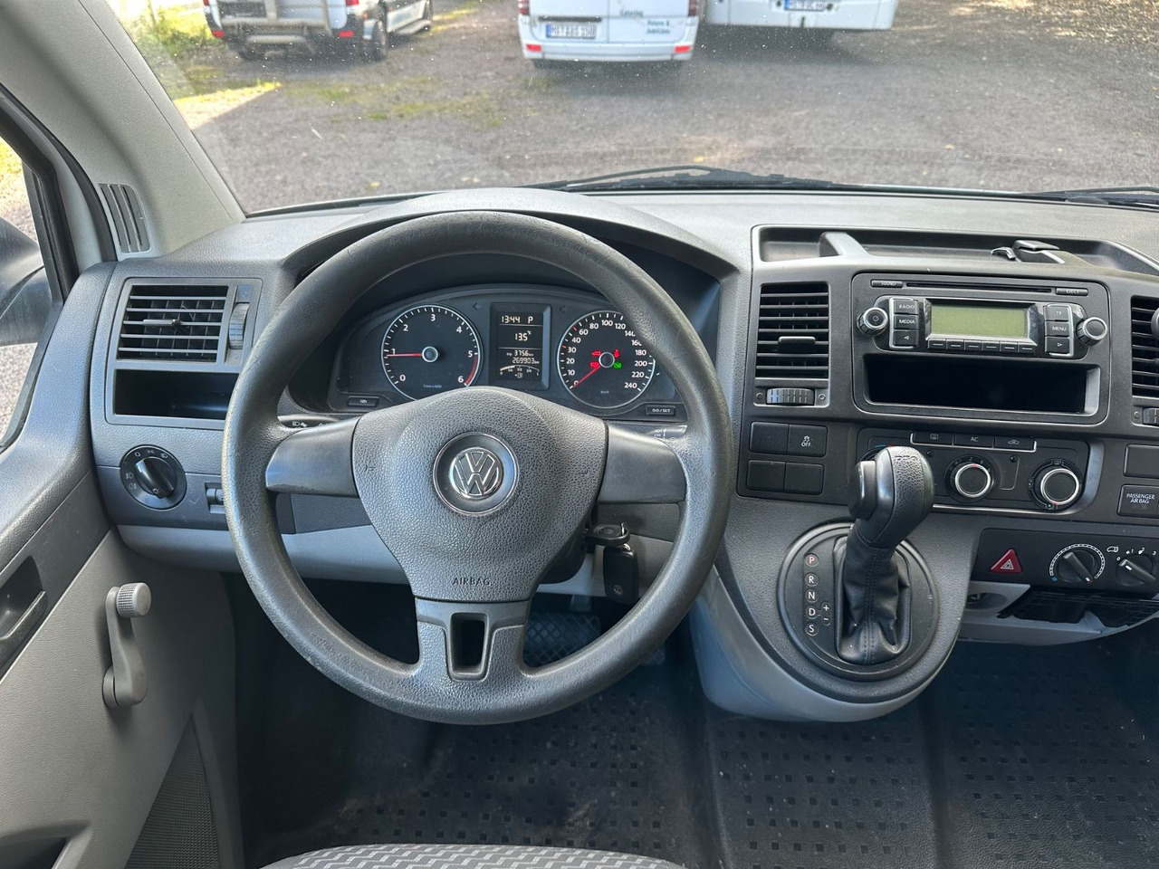 Volkswagen T5 Kombi - Mikrobuss: pilt 3 Volkswagen T5 Kombi - Mikrobuss: pilt 3