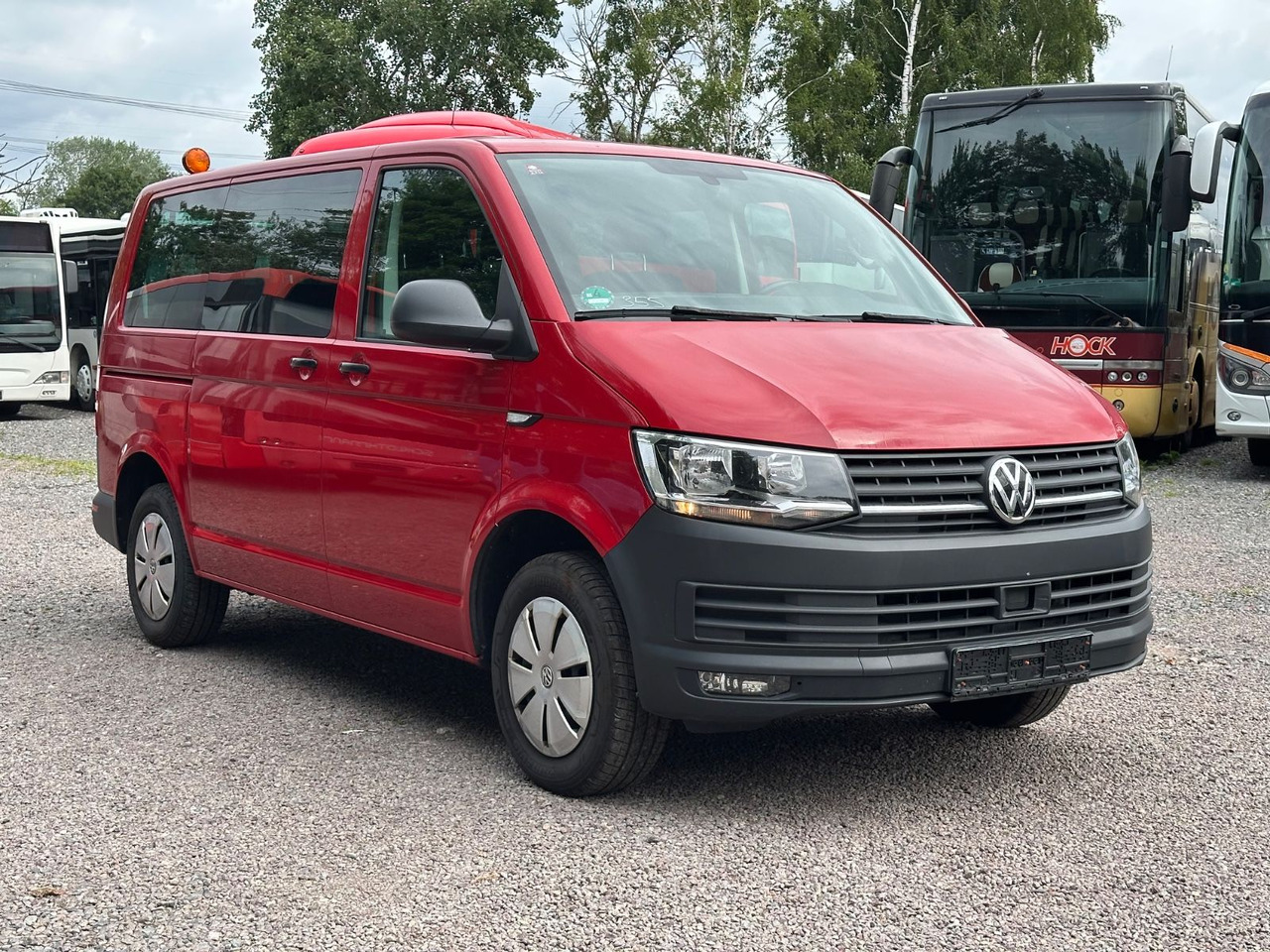 Volkswagen T6 Kombi (PDC Hi*ACC*StandHz*9 Sitzer*AC) - Mikrobuss: pilt 1 Volkswagen T6 Kombi (PDC Hi*ACC*StandHz*9 Sitzer*AC) - Mikrobuss: pilt 1